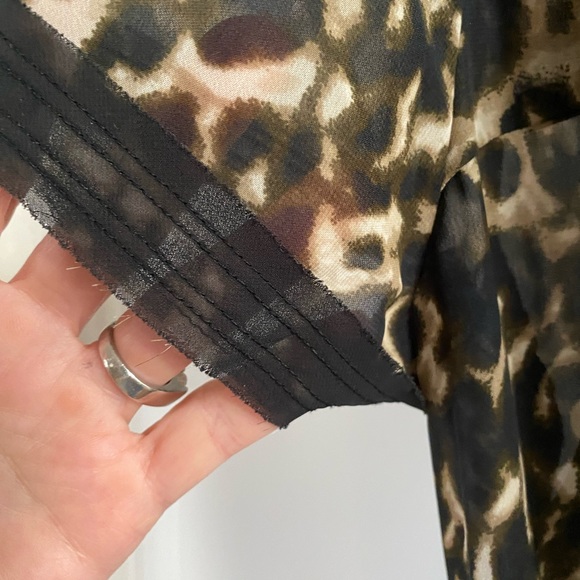 Converse Ruffled Dress - Picture 5 of 8